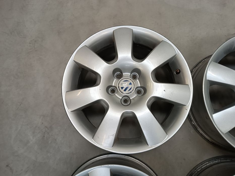 Jante aliaj 5x100 R16 Vw New Beetle , Golf , T Cross, Polo