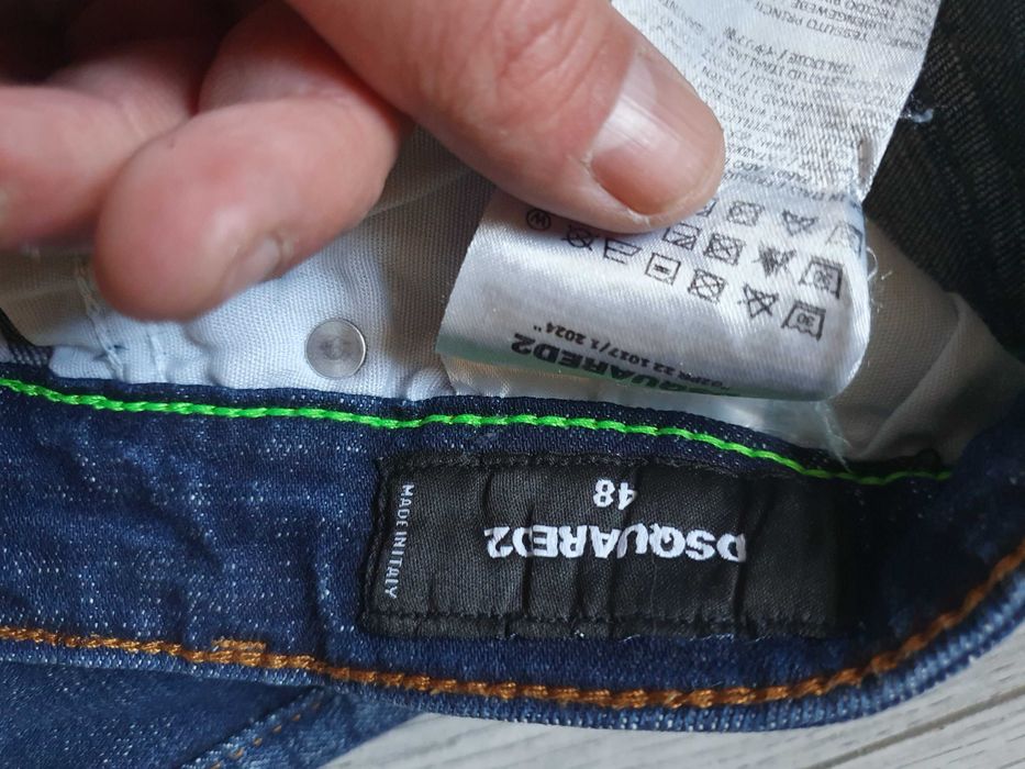 Blugi DSQUARED2 (Made in Italy) - Marime 48 (Talie 85 cm)