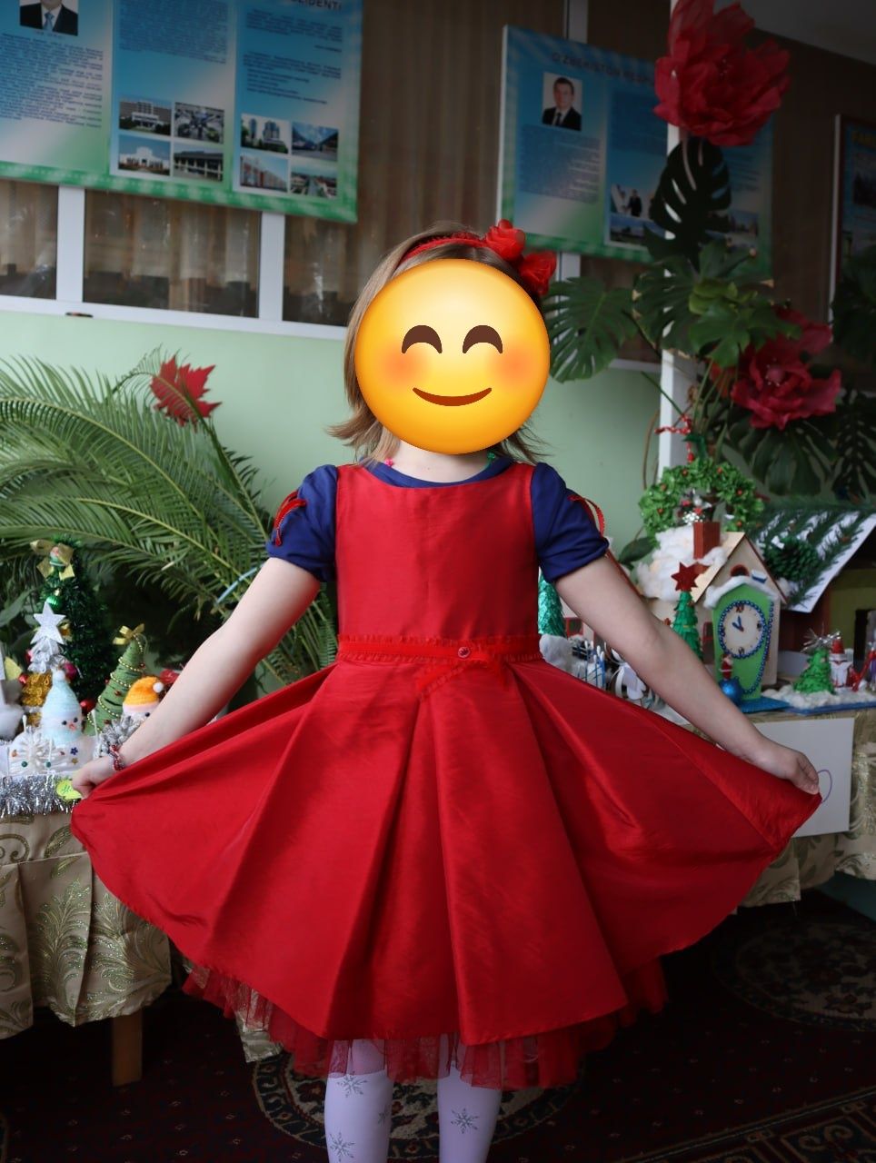 Нарядное платье на 4-6 лет