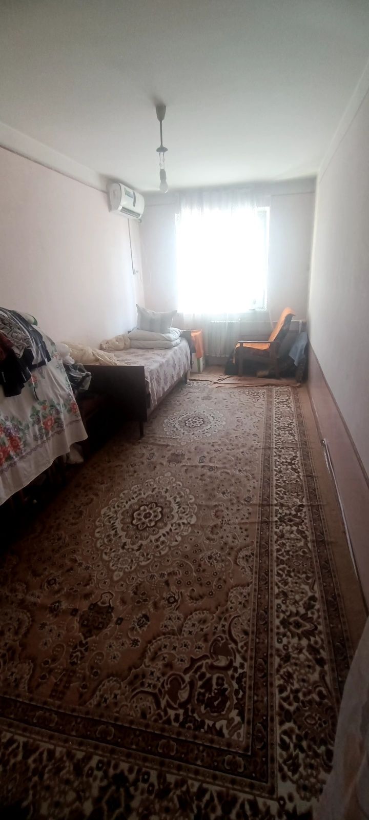 Срачно Продоётся своя квартира г.Андижан  2 мкр 2х ком  рядом с Evos