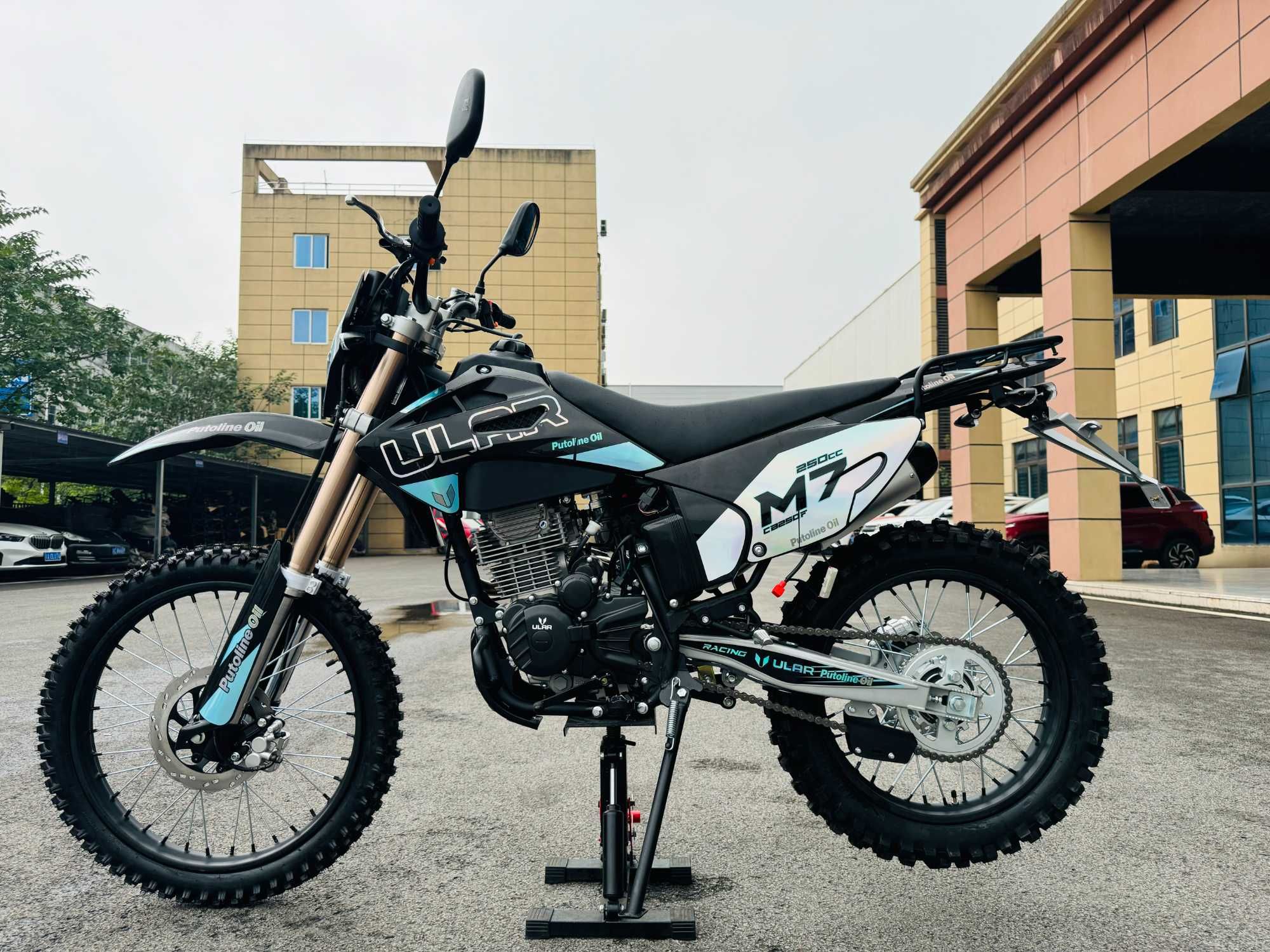 мотоцикл ULAR  CB250F-M7