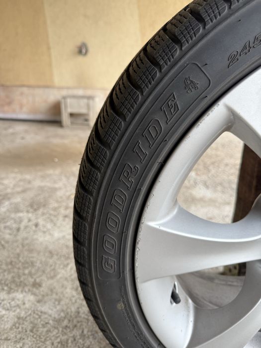 265/35/18-2бр 245/40/18 - 2бр.