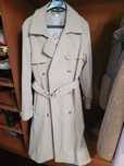 Vand trenci Guess, marimea M, Nou