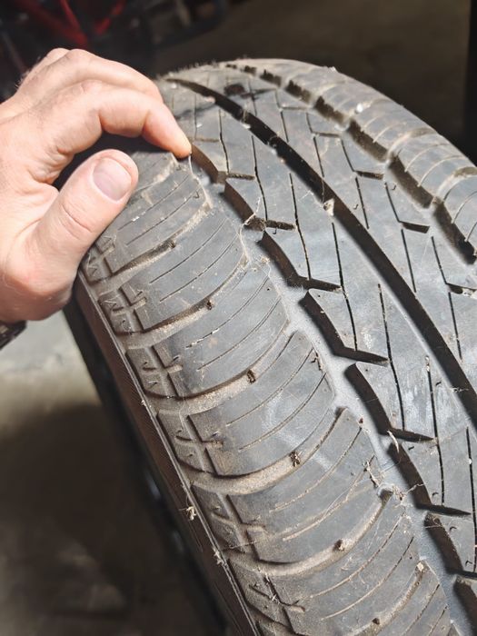 Vand anvelopa vara 225 55 17 Michelin 195 65 15