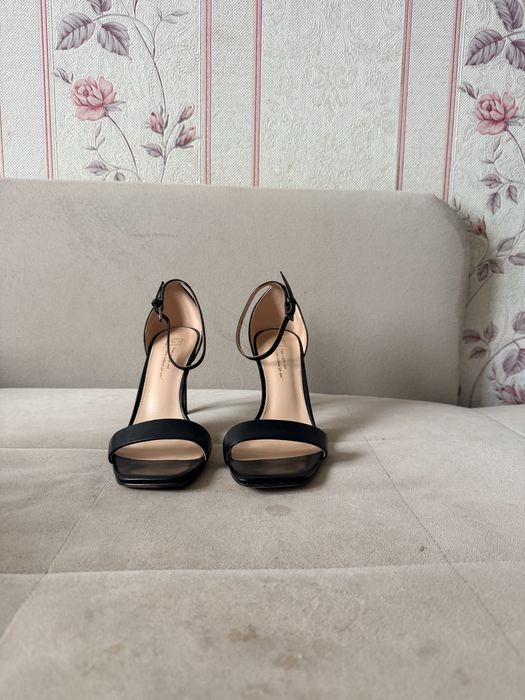 Продаю туфли размер 38