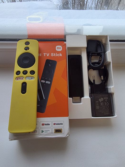 Xiaomi Mi TV Stick /Mi TV Стик/Android TV/Full HD/ 1 ГБ +Чехол
