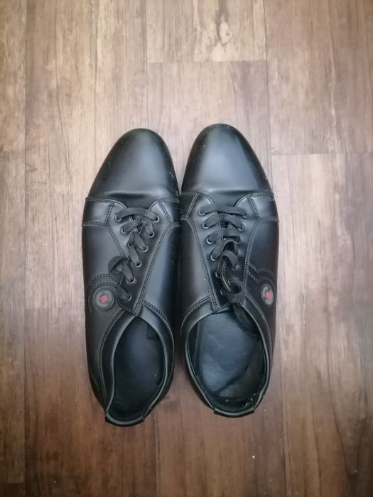 Мужские классические кроссовки