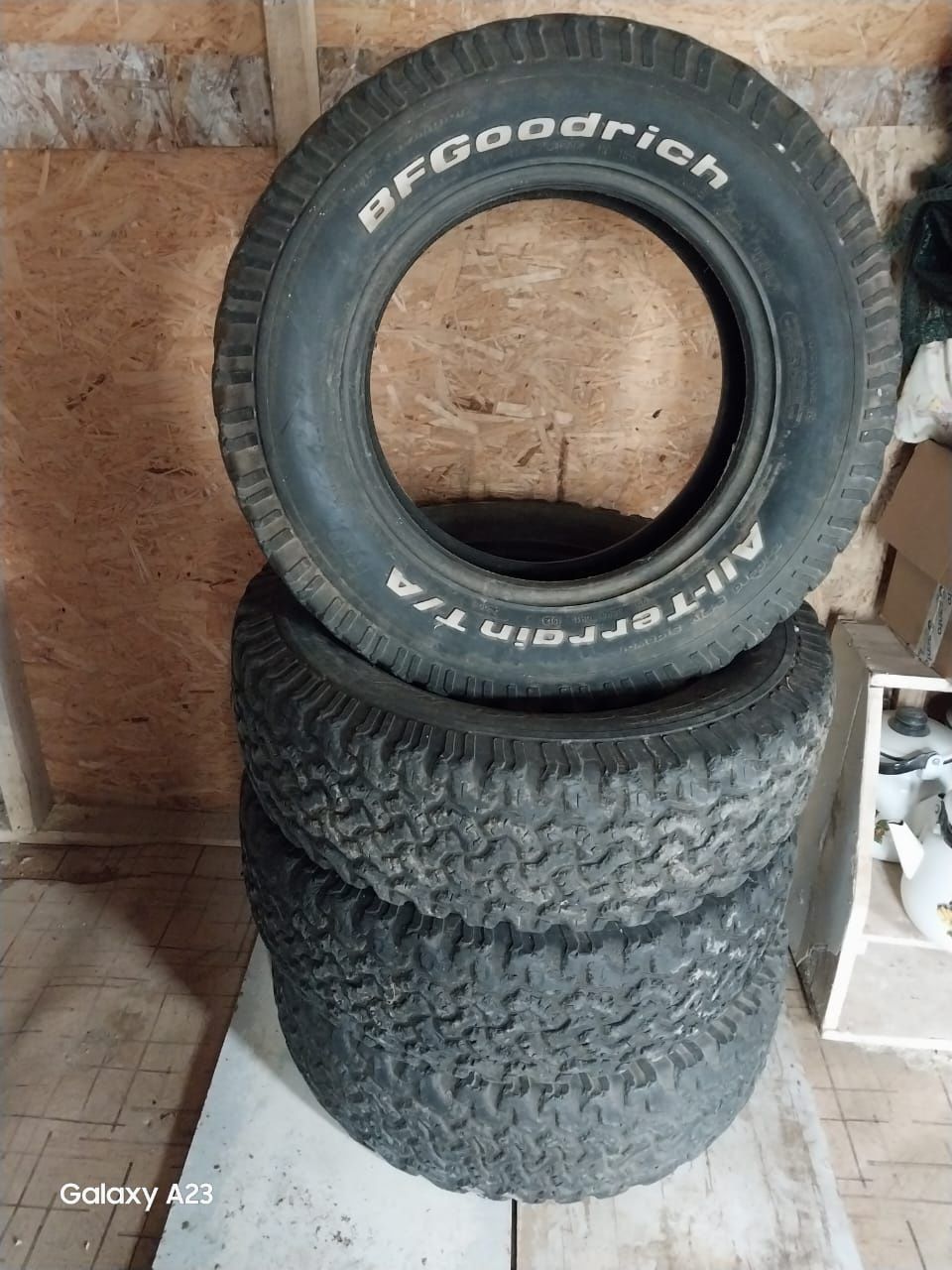 Продам зимние шины