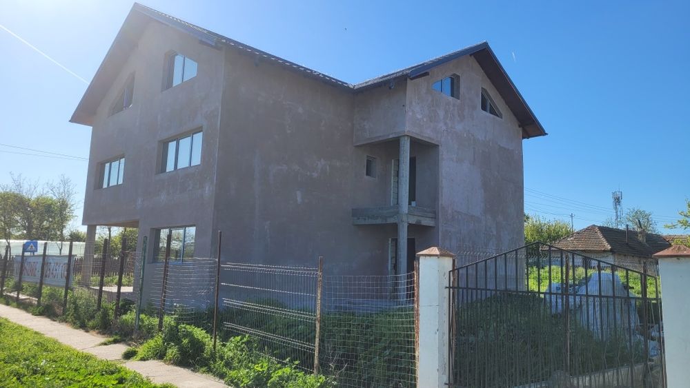 De vanzare casa 300 mp sat Coslogeni,jud Calarasi