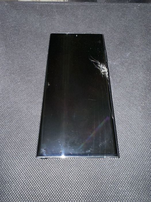 Vând S22 ultra display spart