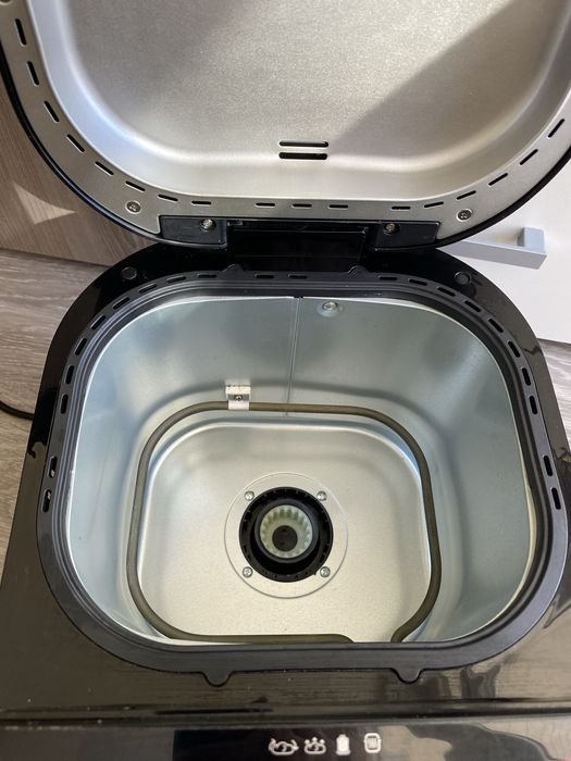 Хлебопекарна Tefal като нова