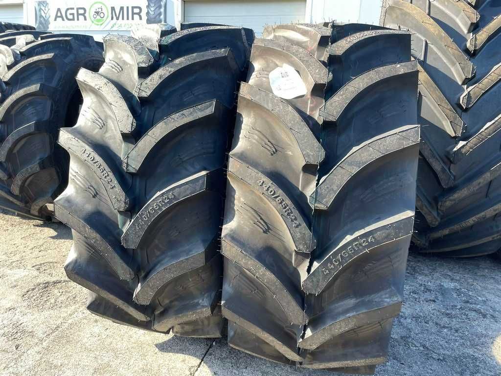 Cauciucuri Tubeless 440/65R24 Anvelope de tractor OZKA livrare rapida