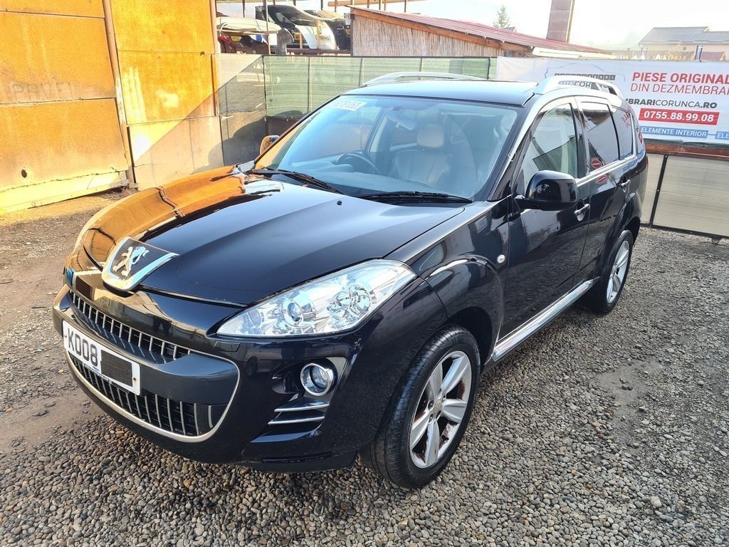 Dezmembrez Peugeot 4007 2.2 HDI 2007-2012