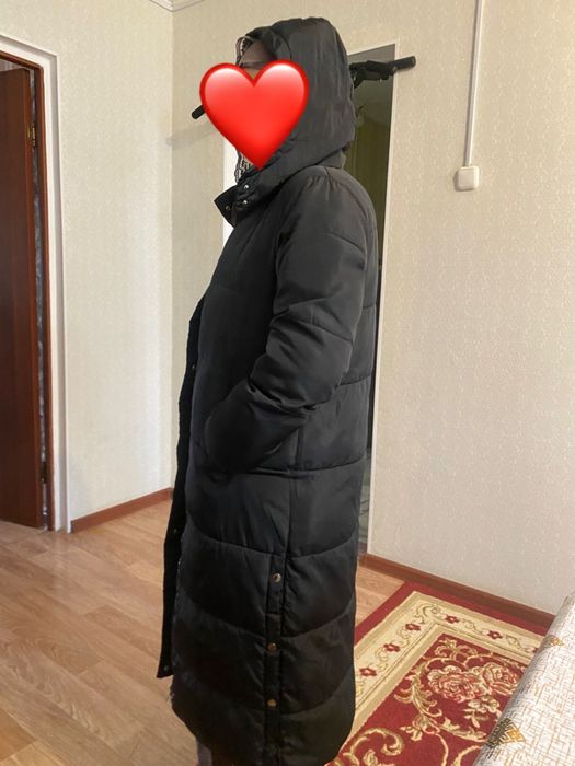 Куртки женские в отличном состояний