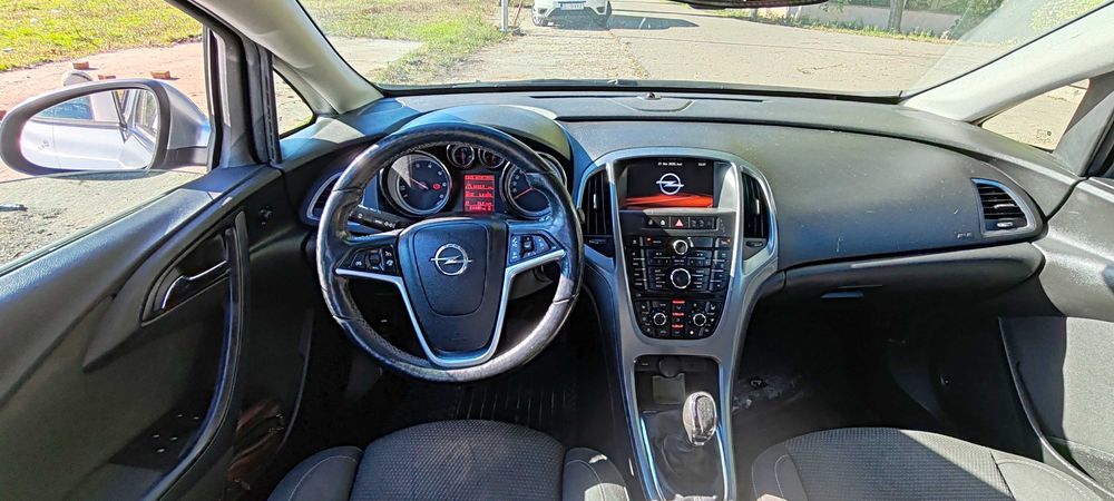 OPEL ASTRA J*1.6 CDTI ECO flex*2015*Euro 6*xenon*Carte de ROMANIA*