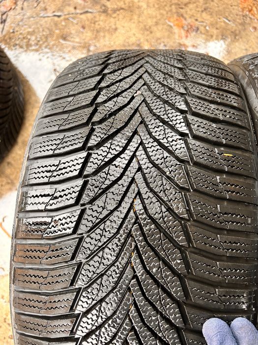 255/35/19 Nexen