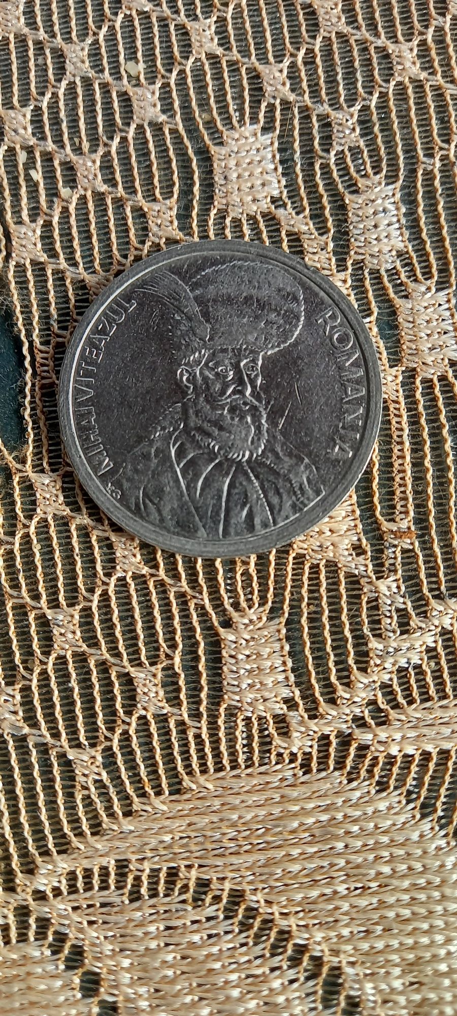 Moneda 100 lei cu Mihai Viteazul