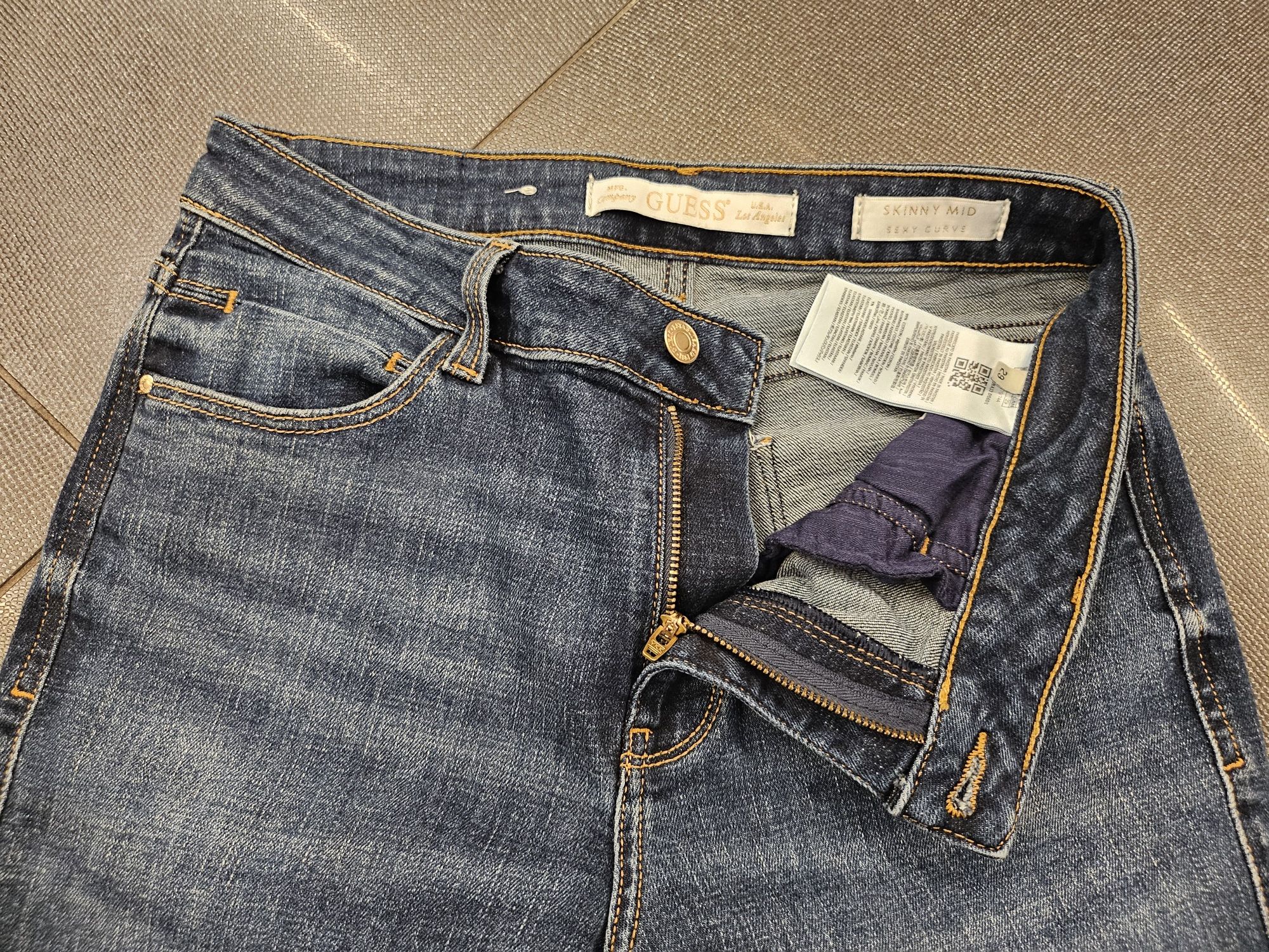 GUESS Skinny Mid Sexy Curve дънки W29