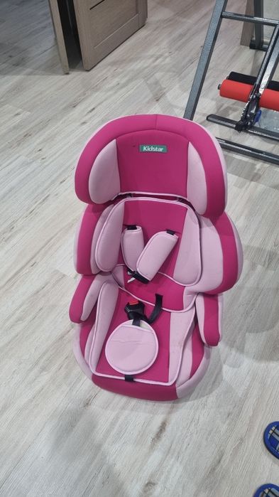 Детское кресло автомобильное, состояние нового