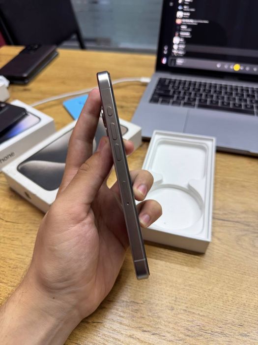 iPhone 15 Pro 256gb