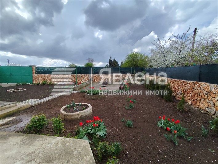 Продава се Къща в с. Яребична, Област Варна - 185 кв.м за 1244 €/кв.м - Снимка #1