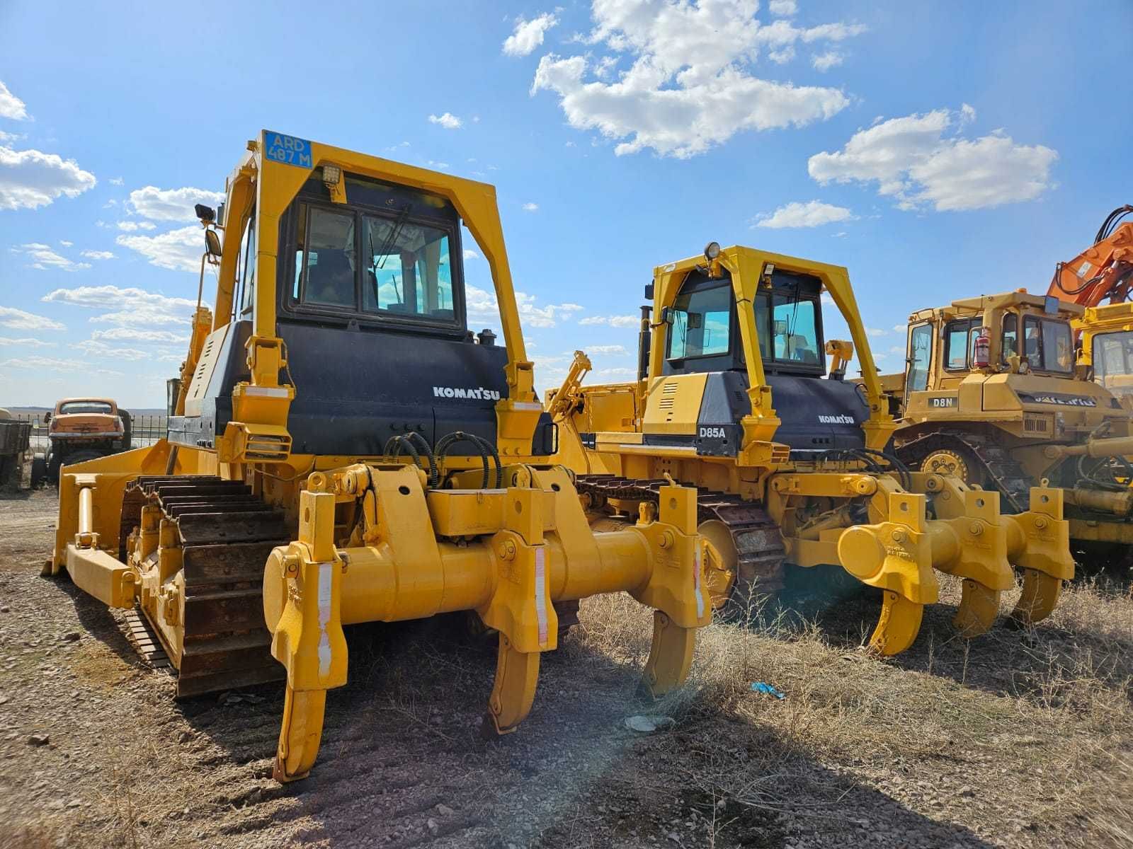 Komatsu D 85 2004 г.