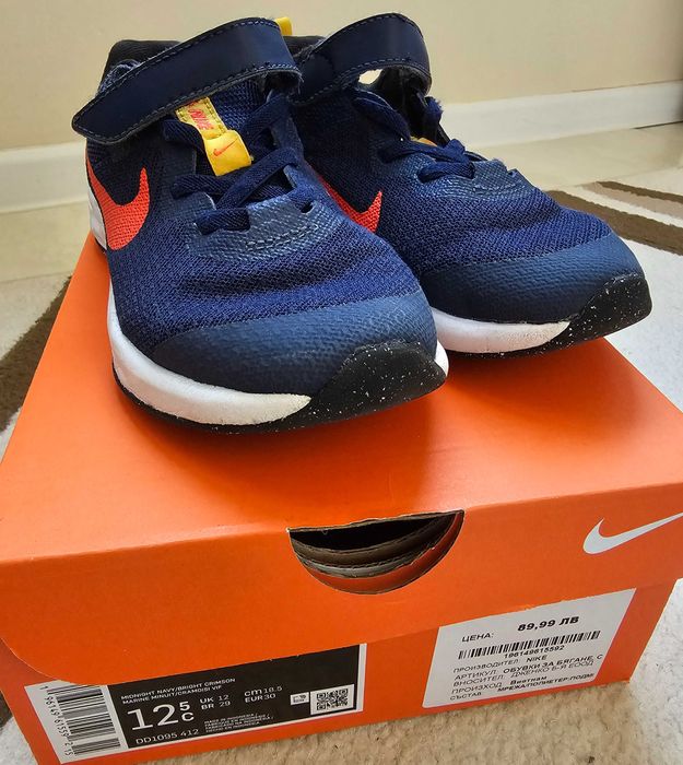 Запазени детски маратонки Nike - 30  рр