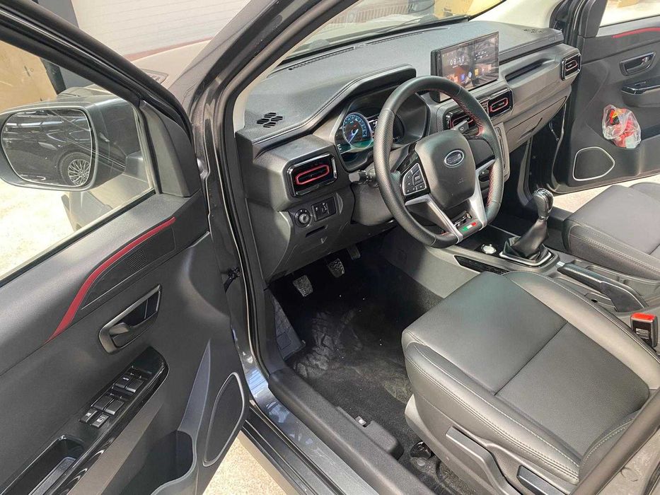 Auto 7 locuri marca SWM de vanzare