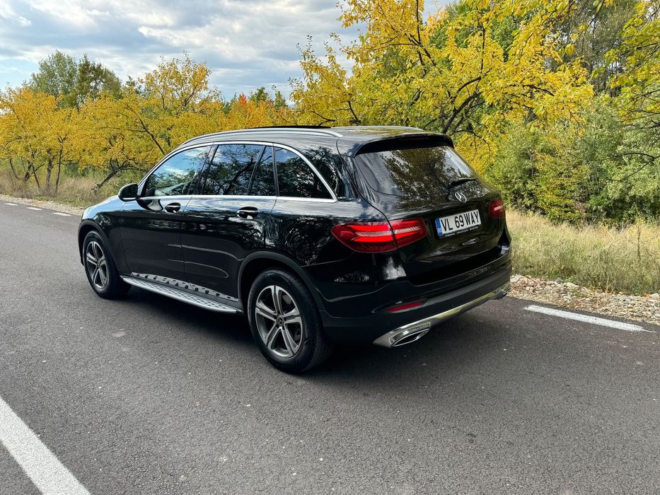 Mercedes-Benz GLC Mercedes Benz GLC 2017, istoric service doar reprezentanta, 250.000 km