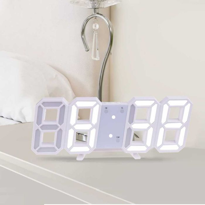 Дигитален часовник с будилник TV1016