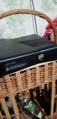 Xbox 360 + 2 джойстика