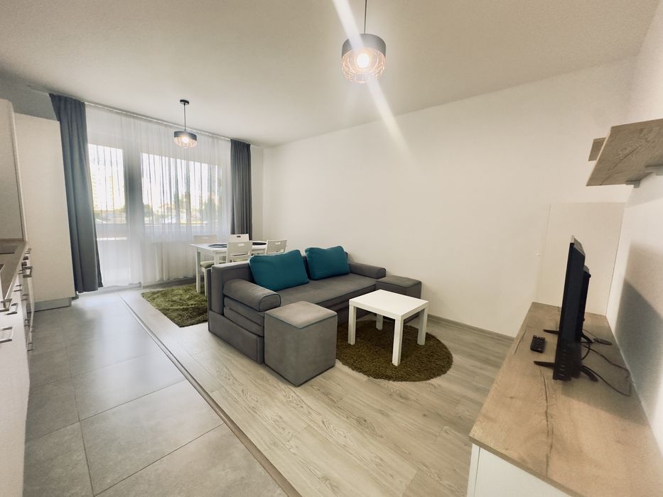 Apartament de inchiriat cu 2 camere in zona Tractorul langa Coresi