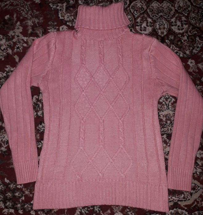 Кофты яркие, красивые