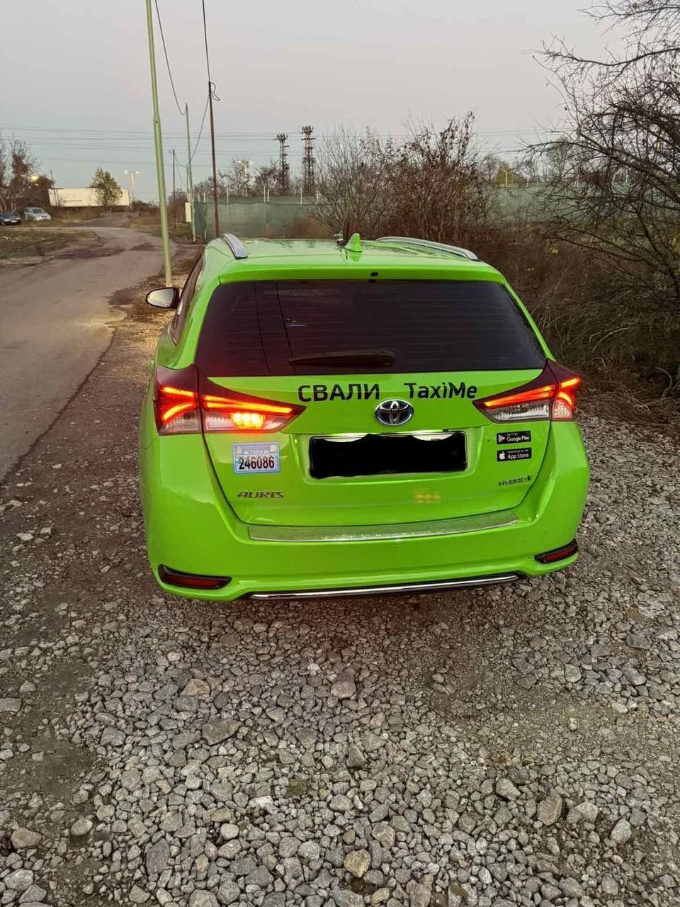 Отдавам такси Toyota Auris под аренда към TaxiMe 24/65лв