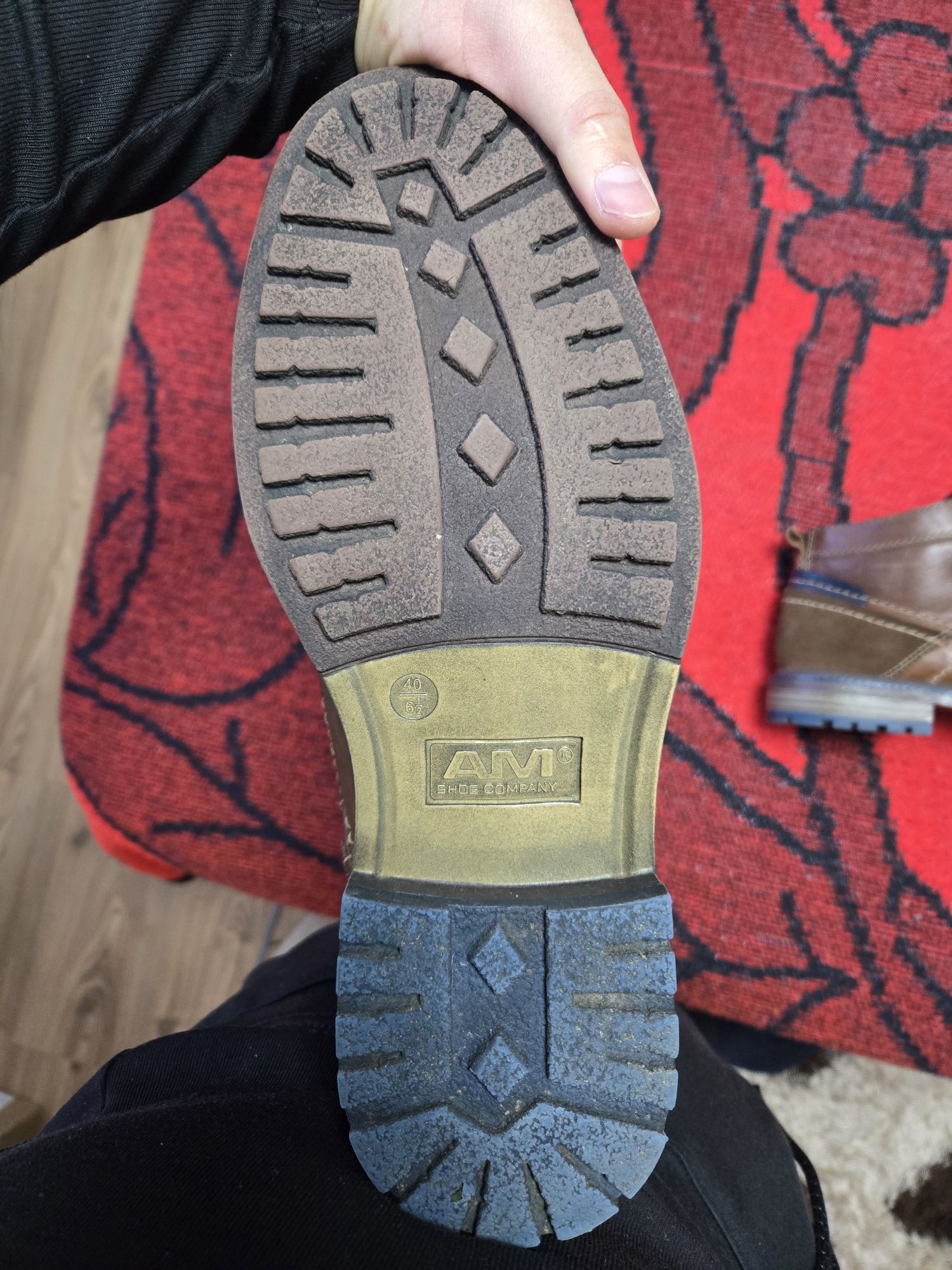 Ghete stil pantof din  piele originală în cutie cu solutie de protecți