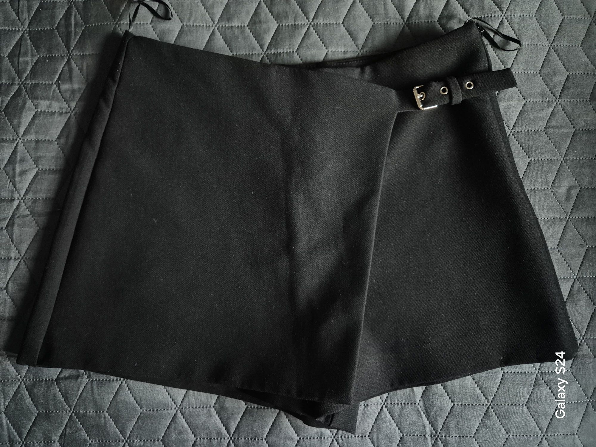 Асиметрична пола-панталонки  ZARA