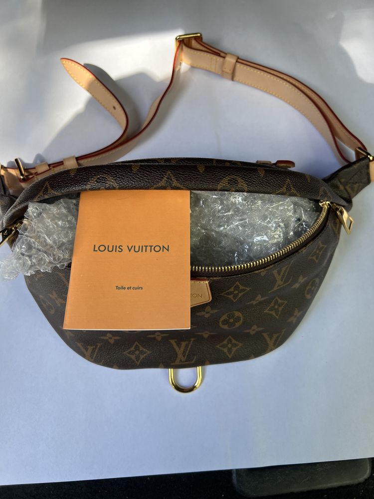 Borsetă Louis Vuitton