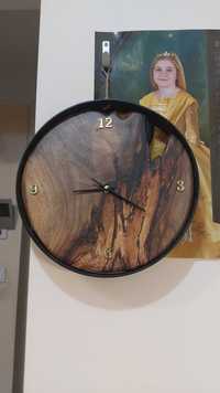 Часовник от орехово дърво