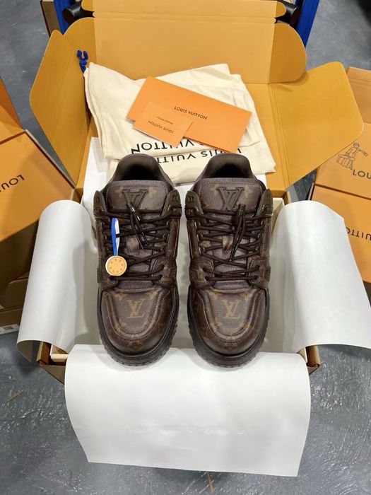 Кроссовки Louis Vuitton лимитированная модель в винтажном стиле