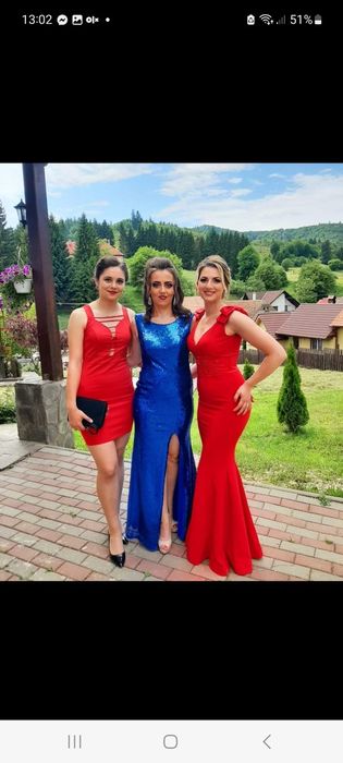 Vând rochițe de ocazie