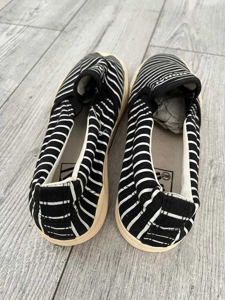 espadrile alb-negru