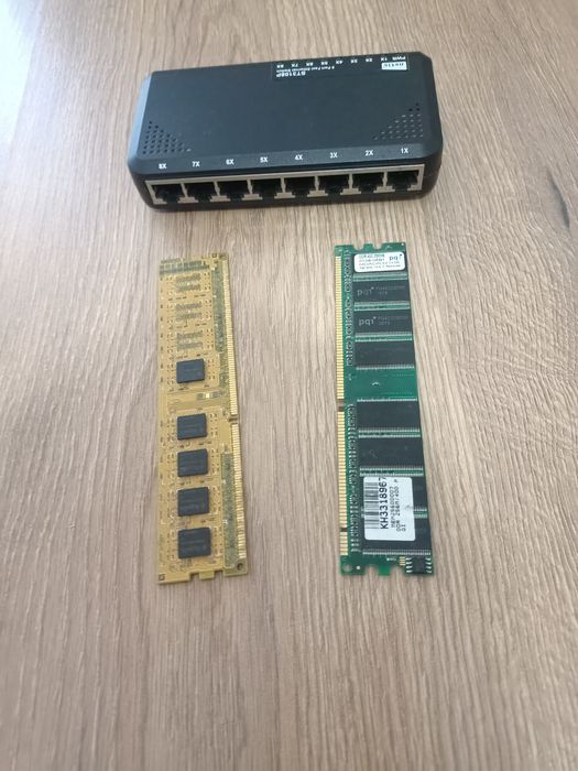 RAM DDR2 și ruter portabil