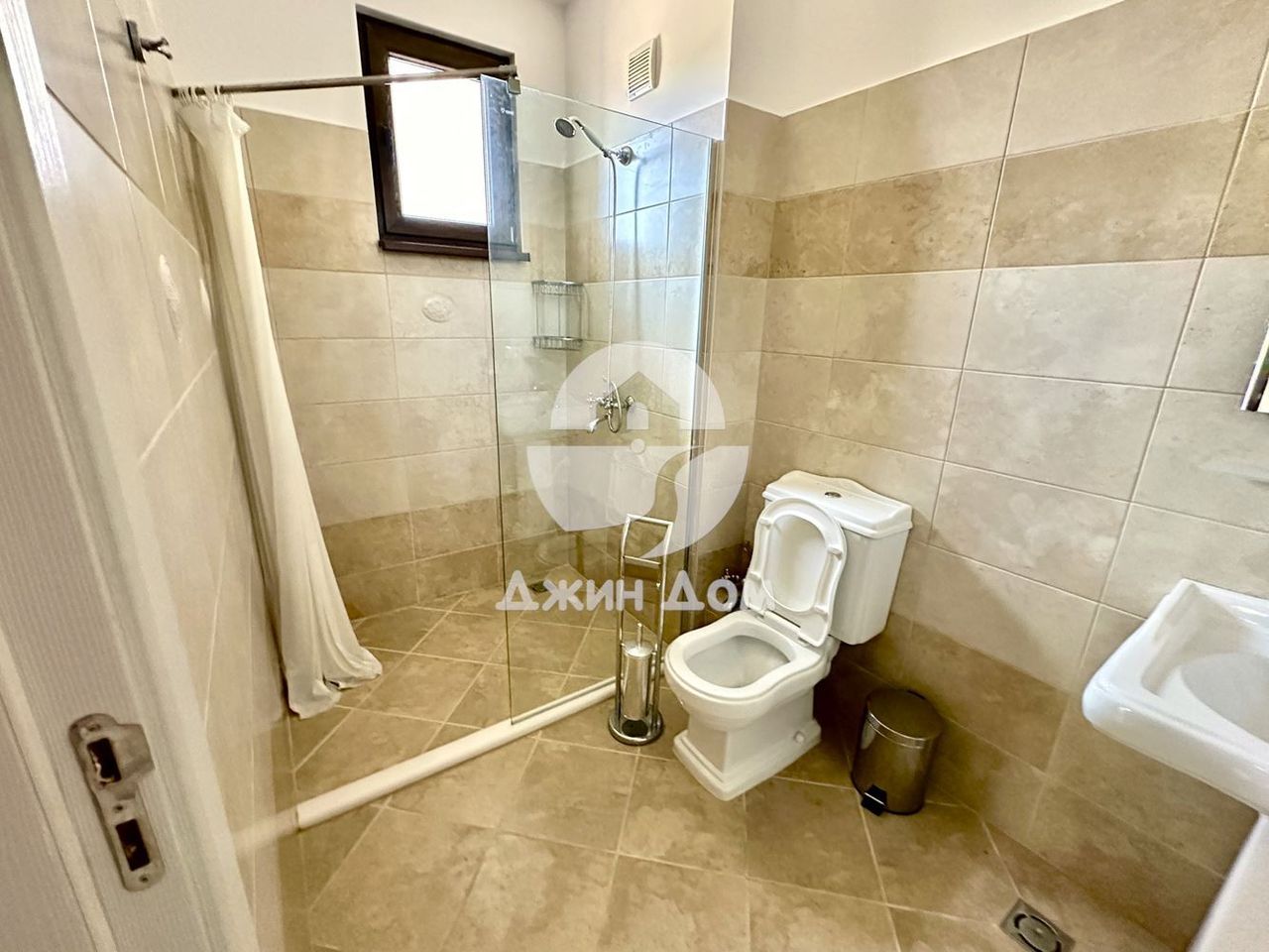 Продава се Тристаен апартамент в с. Лозенец, Област Бургас - 133 кв.м за 1414 €/кв.м - Снимка #9