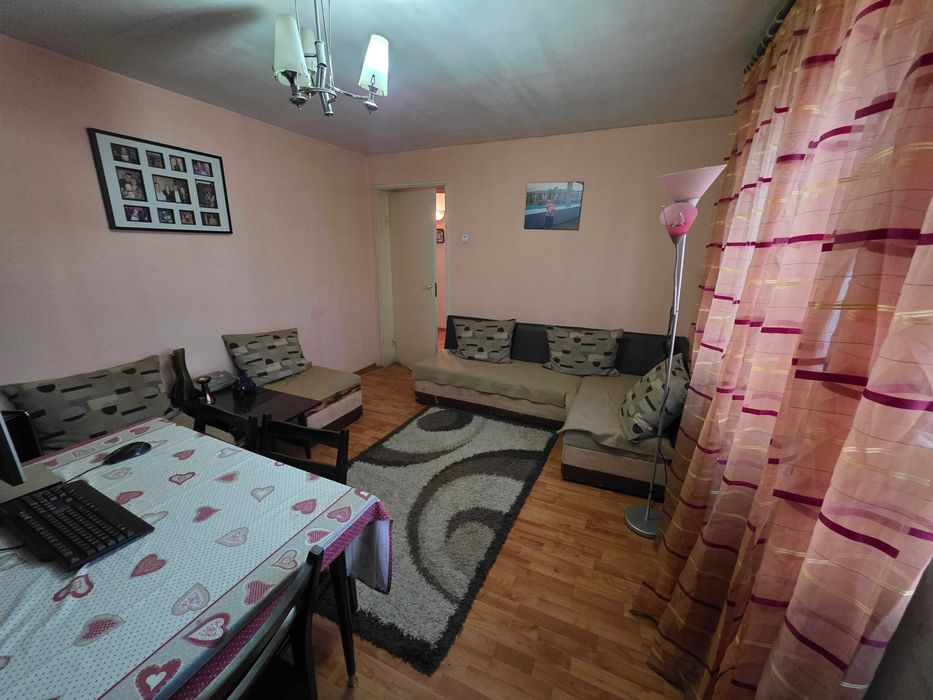 Vand apartament 2 camere Kogalniceanu