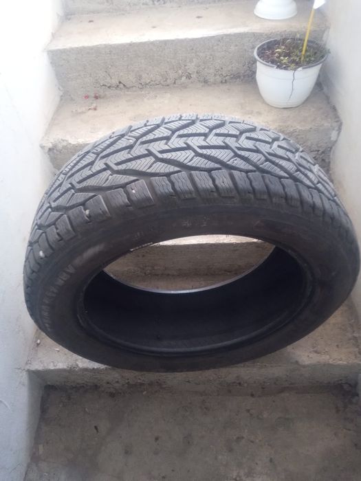 Set anvelope iarna 225/50/R17 folosite un sezon)