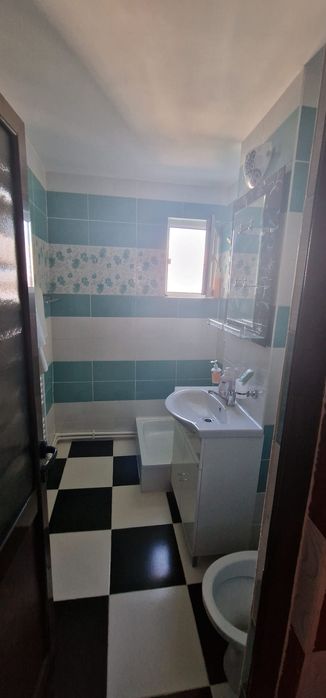 Apartament cu 2 camere.