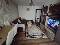 Vând apartament cu 2 camere decomandat