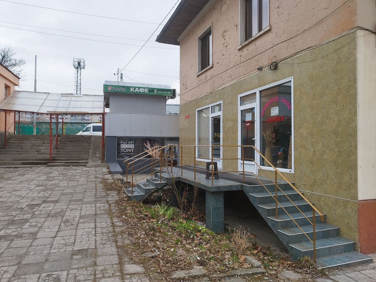 Дава се под наем Магазин в Перник, Рено - 40 кв.м за 280.5 € - Снимка #6