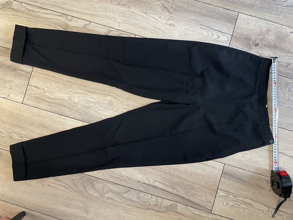 Черен панталон с ръб- размер XS
