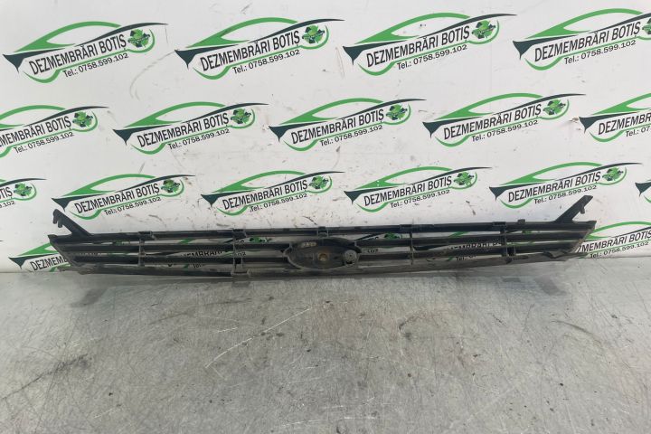 Grila radiator BBB Ford Focus prima generatie